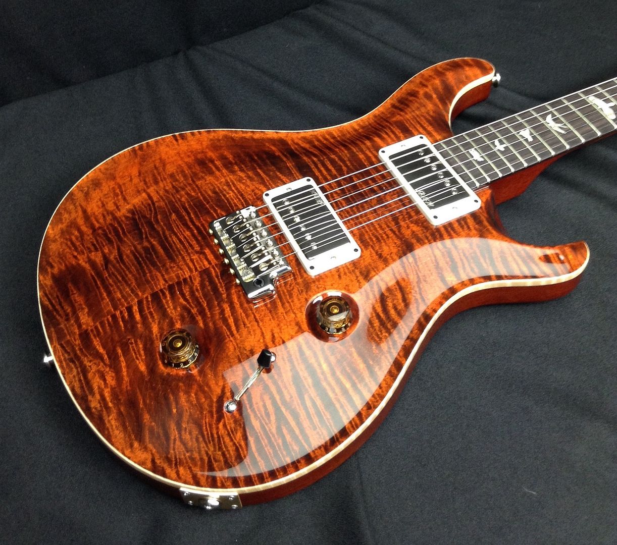 Sold PRS CU22 Custom 22 Orange Tiger Non 10 at GTRMAV The Gear Page